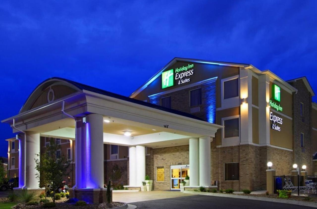 Holiday Inn Express & Suites - Lindale, An Ihg Hotel Экстерьер фото